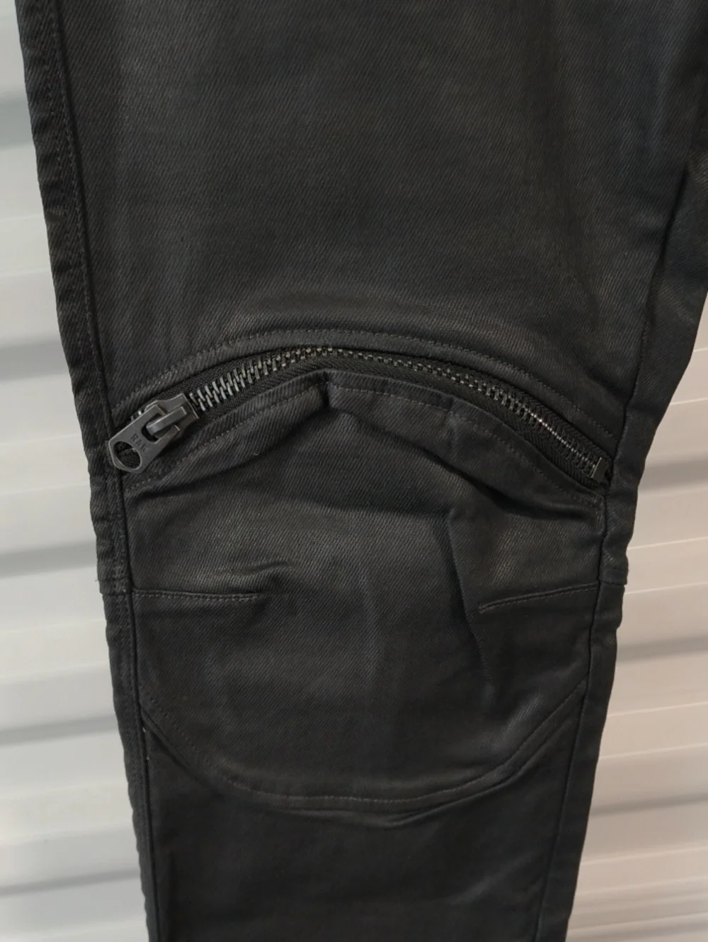 G-Star RAW 5620 3D Zip Knee Skinny Jeans Black Waxed Finish 33 x 32